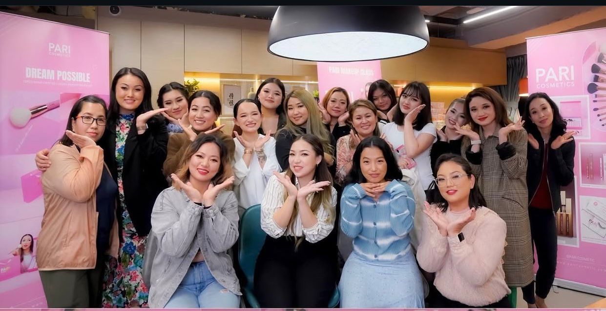 Looking Back at All the Makeup Classes by GDiipa