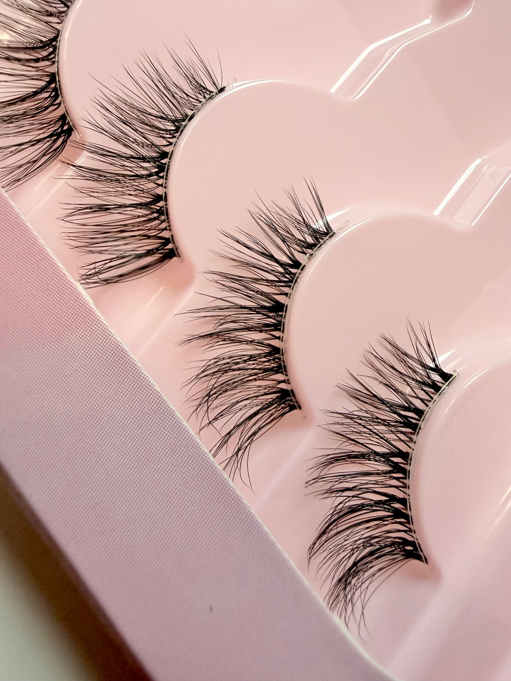 EASY LASH - Half Lashes 7 Pairs Reusable Natural Cateye - For all Eye Shape and sizes (Best Deal)