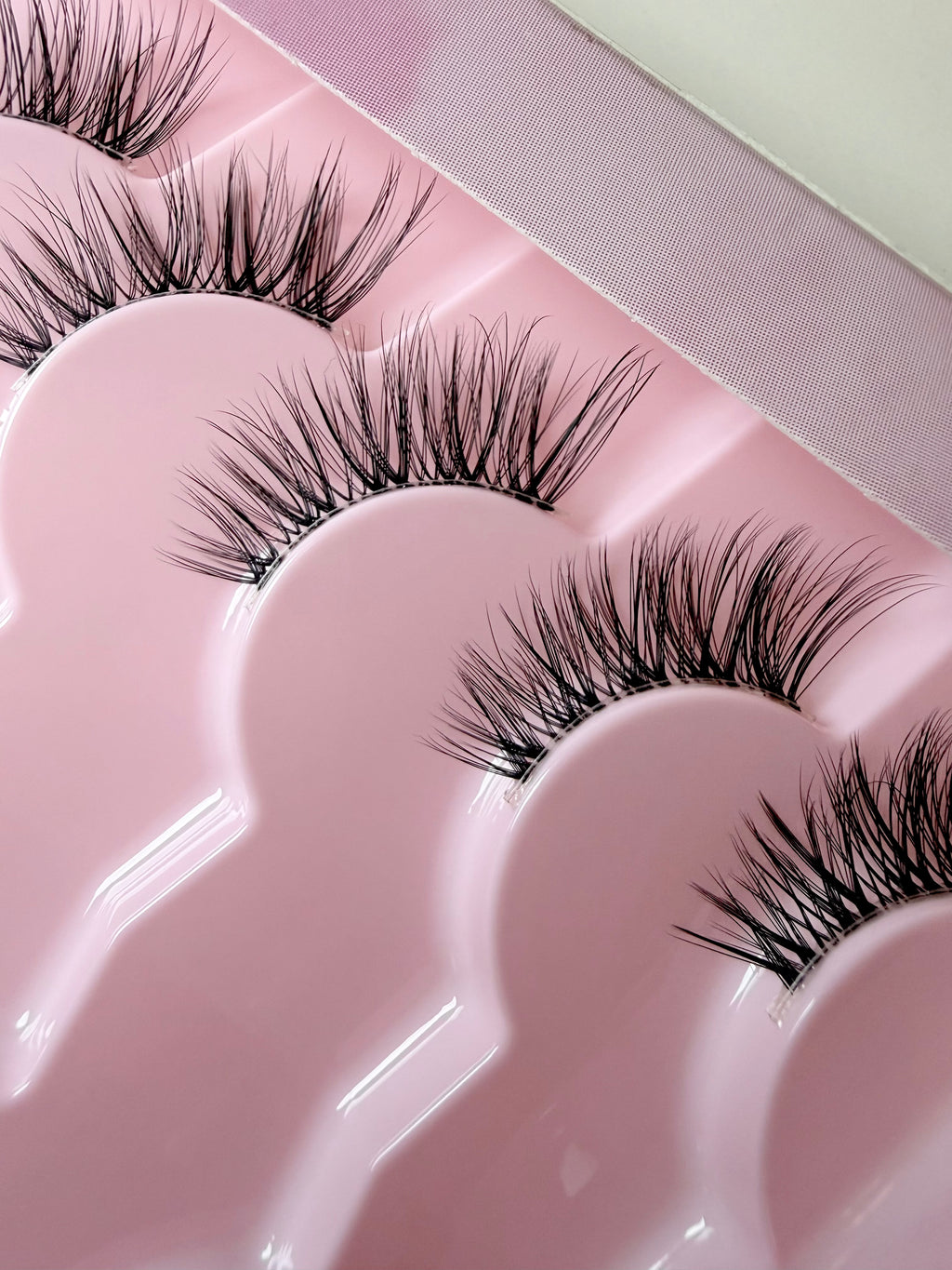 Natural Cat Eye Combo (Half Lashes + Glue Liner)