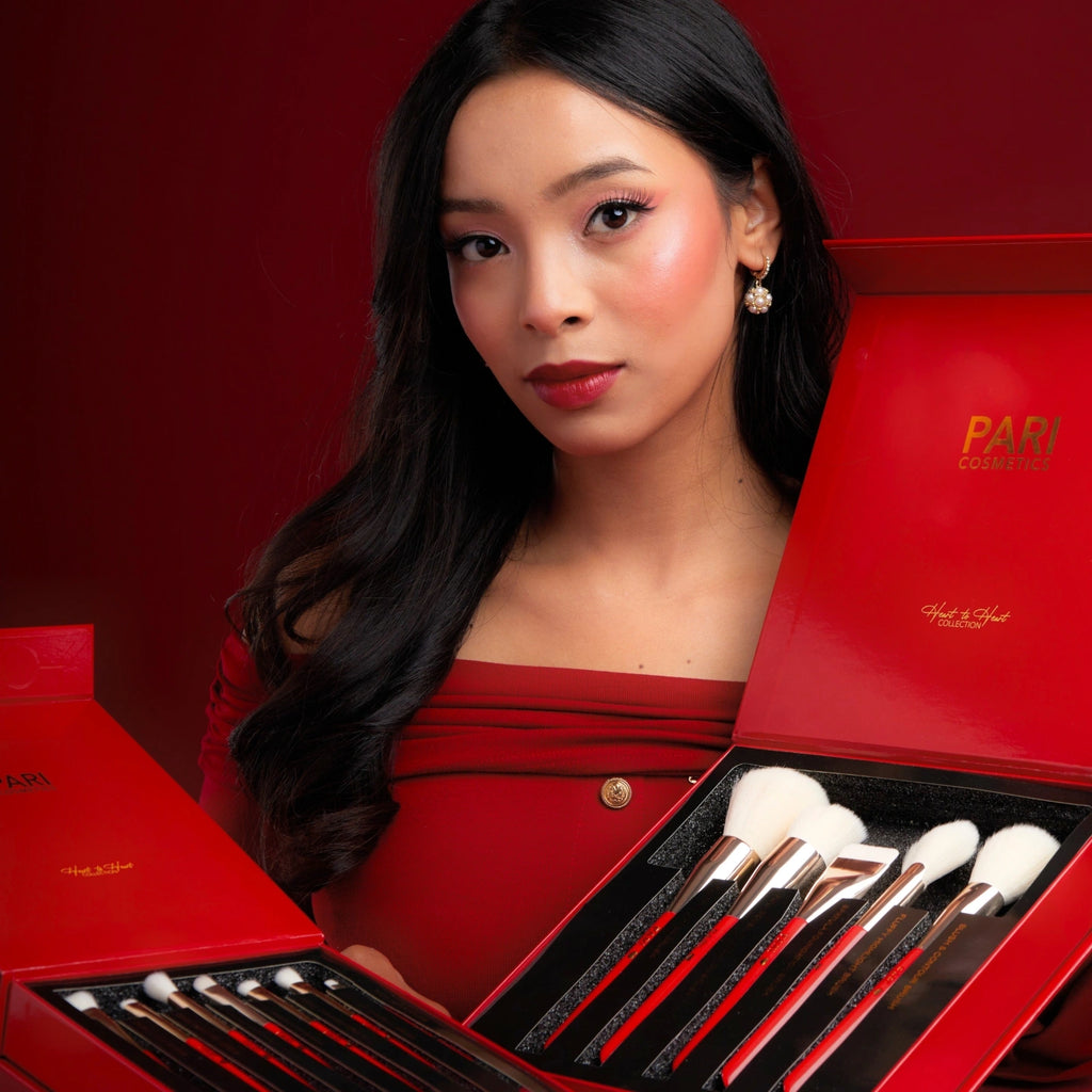 FACE BRUSH SET = GET (FREE) EYE BRUSH SET